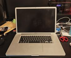 Apple MacBook Pro 17" Unibody (A1297) - Spares or Repairs - Project