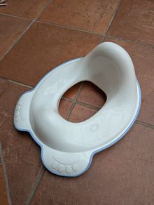 Kids toilet seat