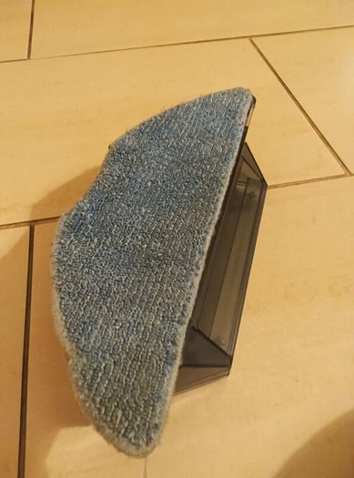 Robot vacuum
