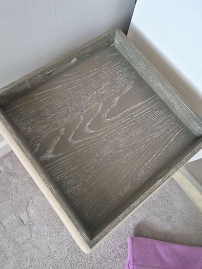 pouffe with tray