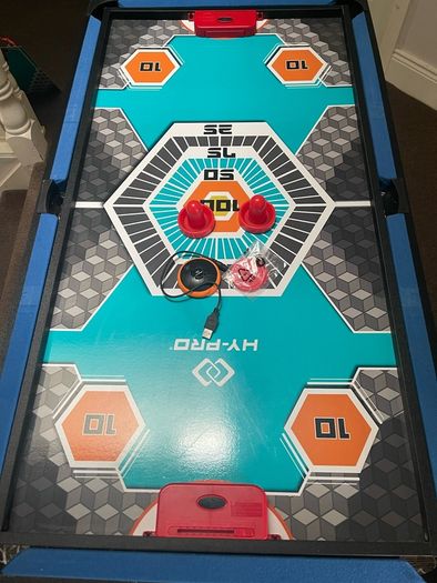 Hy Pro 8 in 1 gaming table