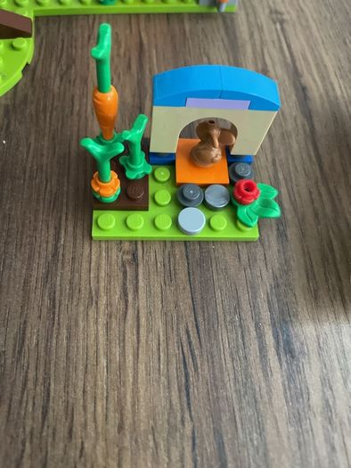 LEGO Friends Mia  Tree House