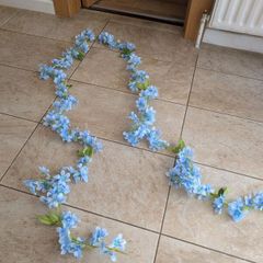Fake flower garland