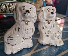 Pair of vintage Beswick ceramic dogs