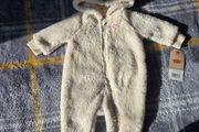 3m, With Tags Levi's Soft Sherpa Pramsuit
