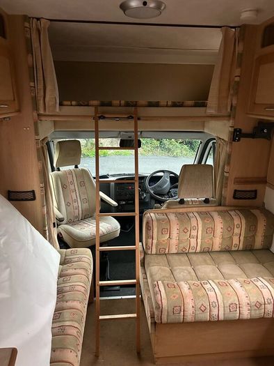 NI 2002 Autoquest 100 2.3 TD 4-Berth