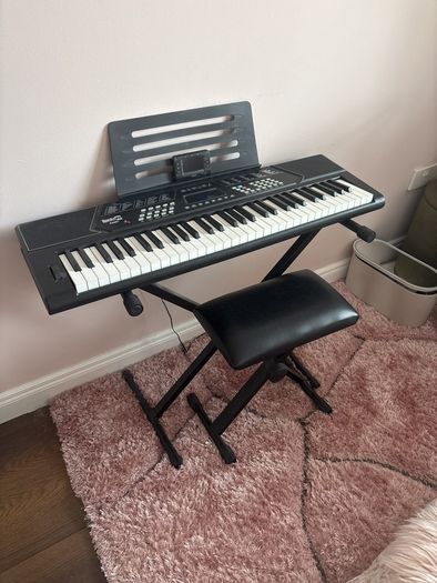 electric keyboard