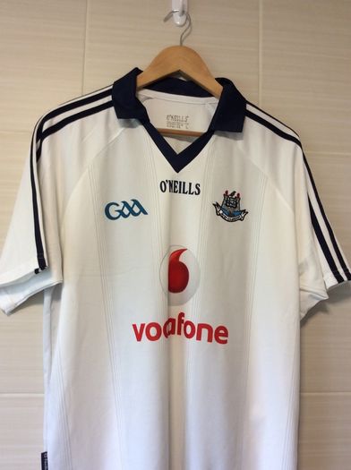 Dublin Jersey. Season 2010/2012. Official Oneills Dublin GAA Goalkeepers / Alternate Jersey. Authentic Original From 2010. Not A Modern Day Remake.