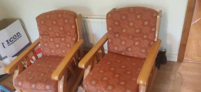 2 Armchairs - Solid Wood - Free to take