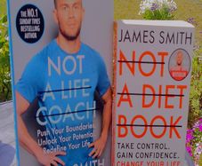 2 books by JAMES SMITH 5 euro