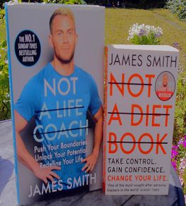2 books by JAMES SMITH 6 euro