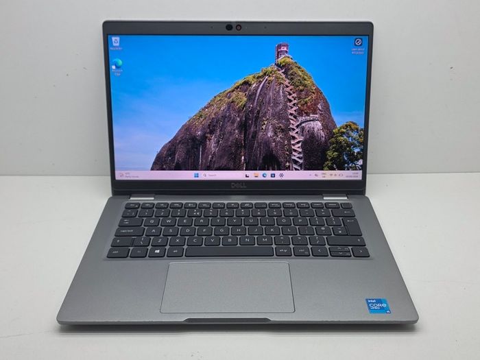 Dell Latitude 5320 - Core i5(11gen)/ 16GB RAM/ Win11 Laptop