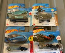 Hot Wheels Mainline Mix 4 each