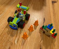 Lego Toy Story Woody and RC 10766