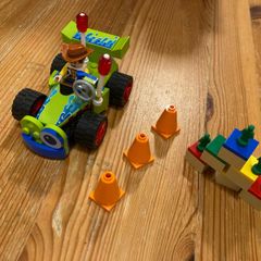Lego Toy Story Woody and RC 10766