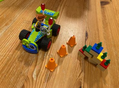 Lego Toy Story Woody and RC 10766