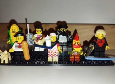 LEGO Collectible Minifigures Series 17 (71018)  Lot of 7