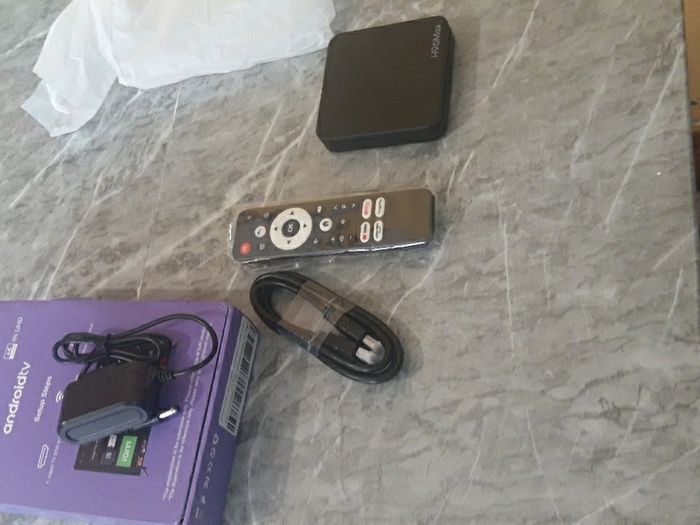 Android TV Box. Google TV. Plug and watch movies. Ram 2GB. Rom 16gb. Brand new.