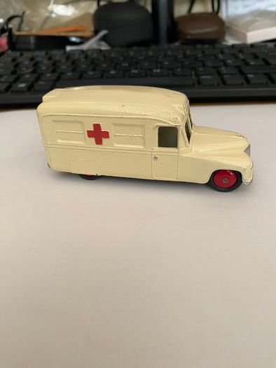 Dinky Toys Daimler Ambulance 1950s