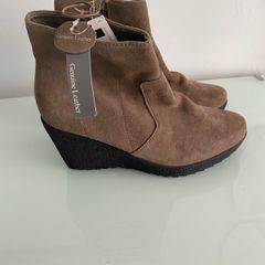 New Genuine Suede Boots, size 4