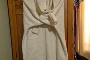 White Woolen Top with a Hood