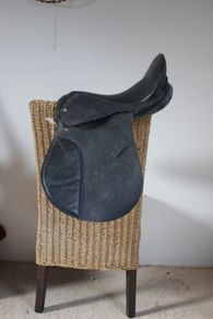 Equestrian saddle