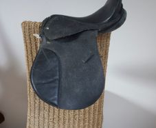 Equestrian saddle