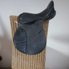 Equestrian saddle