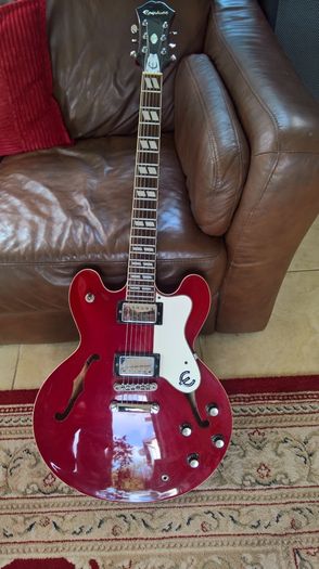 Epiphone Supernova. Natural, Nitro. Gibson Memphis pickups