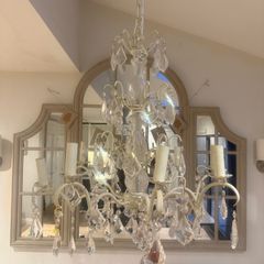 Crystal chandlier