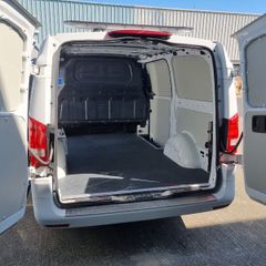 Van Lining