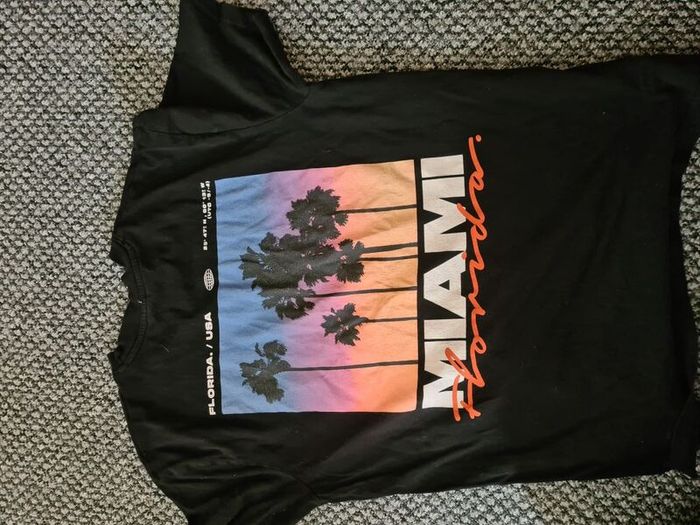 size S t-shirts
