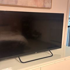 JVC Smart Tv 40" - Netflix/Youtube/Hayu etc