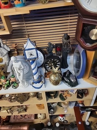 Ocean experience figurine