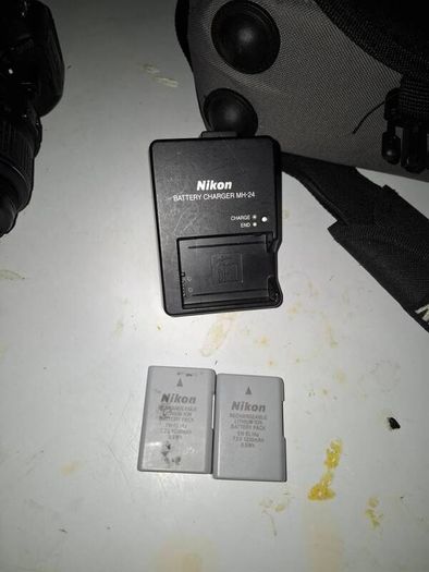 Nikon D5100 Like New