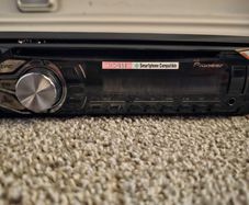 Pioneer DEM - 1600UB Car Radio Unit