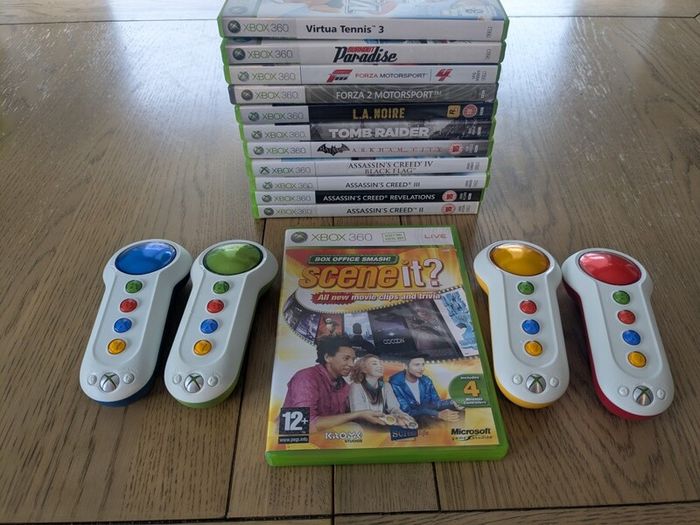 Xbox 360 Bundle 12 games (Assassin's Creed, Batman, Burnout, Forza, Scene It with buzzers)