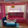 barbie house + dolls + accessories Image 4