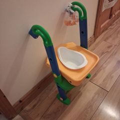 toliet steps