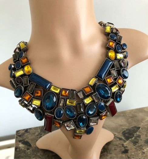 statement necklace