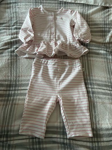 Girls two piece suit 9/12 mths