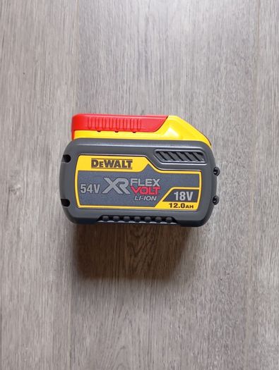 DeWalt Batteries & Charger (New)