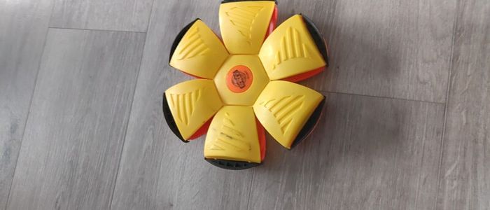 Flying ball barely used
