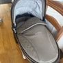 egg pram Image 3