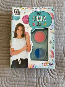 Hair chalk