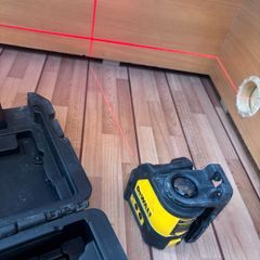 red dewalt level