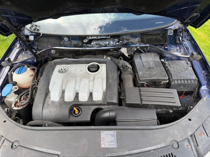 2007 vw passat breaking