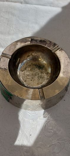 Heineken metal ashtray ,used condition, still nice condition ,buyer collects or pays postage thank you, sold as is,