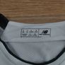 new balance ireland white t shirt Image 4