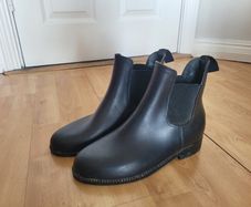 Horse riding boots